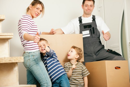 Experienced service provider helping in Knightsbridge moving